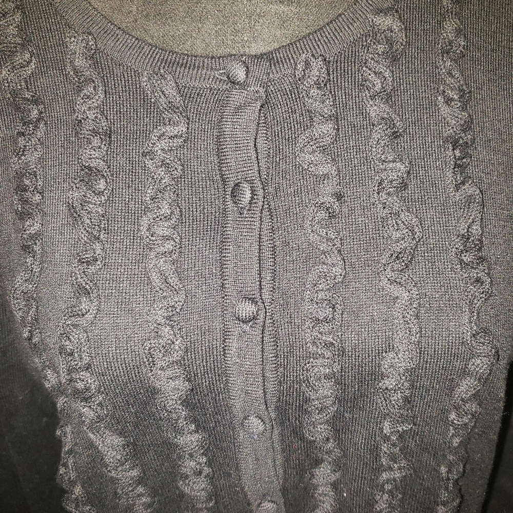 Liz  Claiborne black sweater - Picture 6 of 6